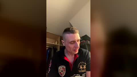 laichzeit1880 online show from March 10, 12:04 am