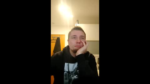 laichzeit1881 online show from December 3, 7:03 pm