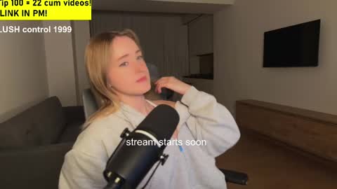 lailatoks - TIP 100 tks  get all my videos 22 VIDEOS SQUIRT PUSSY DILDO online show from May 11, 11:35 pm