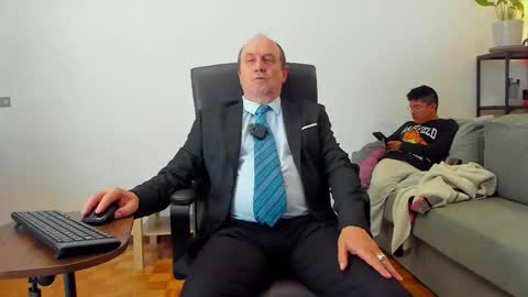 lajose52 online show from September 18, 6:45 pm