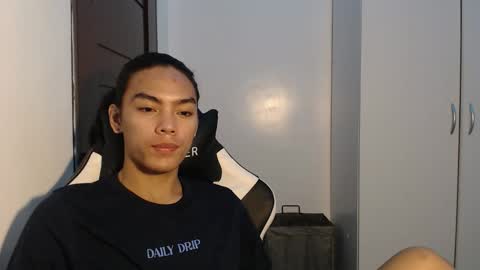 lalakinghugecock_2 online show from September 29, 7:35 pm