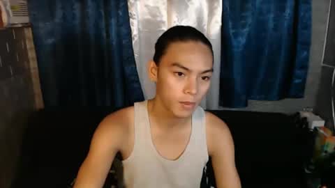 lalakinghugecock_2 online show from December 29, 2:31 pm