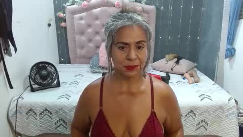 lalisha online show from December 5, 12:32 am