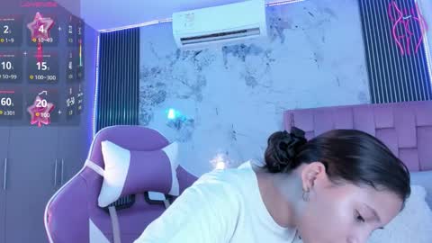 Laura online show from October 8, 12:22 pm