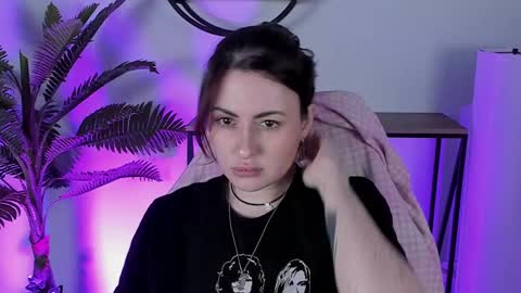 just call me Lana  and her security online show from March 6, 6:26 pm