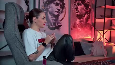 just call me Lana  and her security online show from October 2, 8:24 am