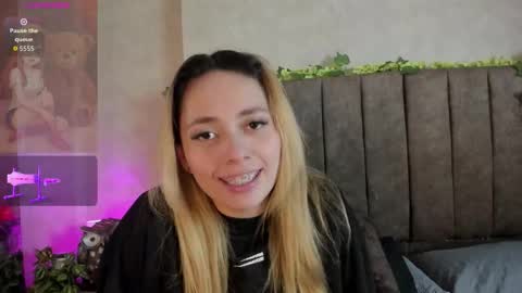 Lana online show from February 4, 6:50 am