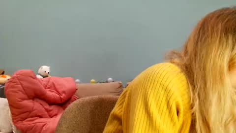 Lana online show from February 12, 2:42 pm