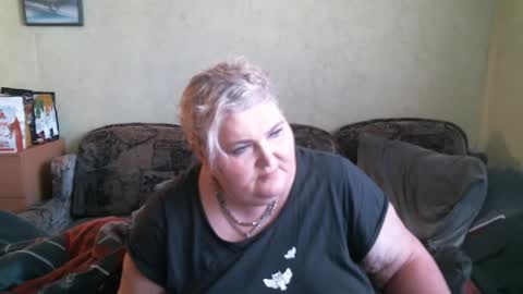 lanacat555 online show from March 9, 12:53 pm