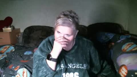 lanacat555 online show from February 12, 12:03 am