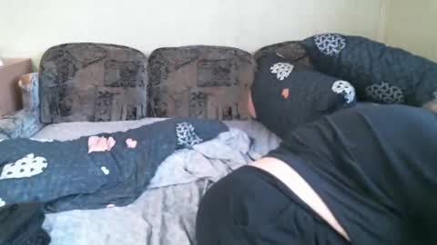 lanacat555 online show from April 1, 3:53 pm