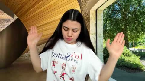 Lana online show from September 11, 10:05 am