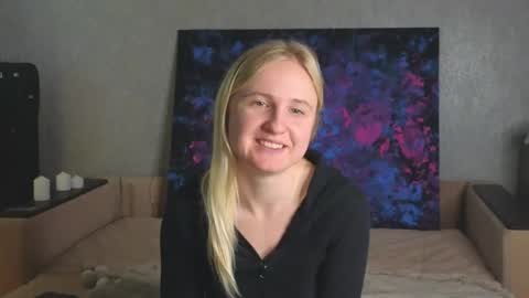 LanaviSmith online show from October 23, 7:10 am