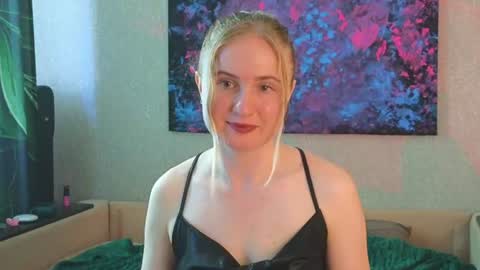 LanaviSmith online show from June 22, 6:21 am