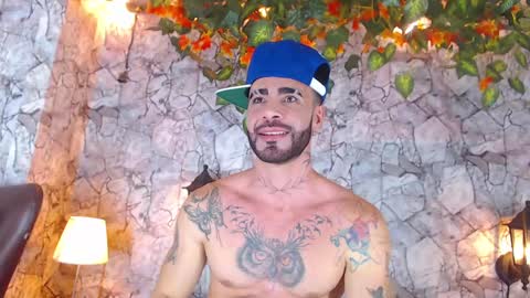 Lancelot Benwick online show from January 11, 2:52 am