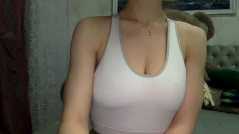 langoria online show from October 6, 11:22 pm