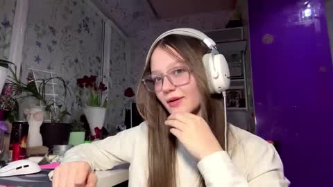 Eva online show from March 12, 6:11 pm