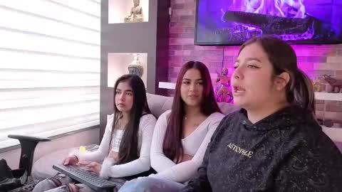 Snapshot of lanna_as chatting on October 6, 2:57 pm lanna_as online show from October 6, 2:57 pm
