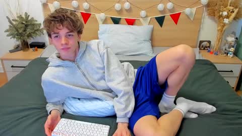 Fandi online show from February 1, 10:05 am