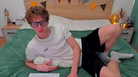 Fandi online show from September 30, 6:35 am