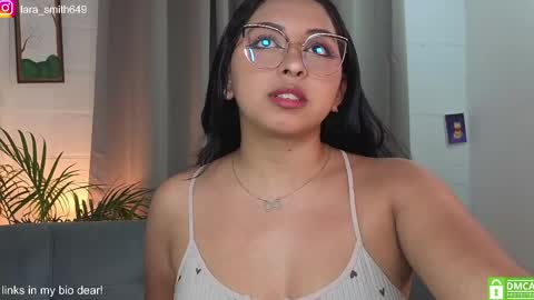 Lara  online show from May 10, 1:45 am