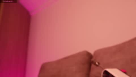 Lara online show from October 28, 12:22 am