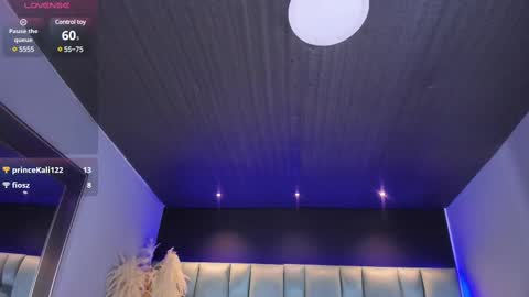 Snapshot of larabrook chatting on February 17, 10:16 pm Lara online show from February 17, 10:16 pm