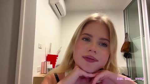 Stella online show from February 10, 10:29 am