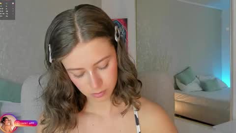 Lara  online show from October 27, 1:44 pm