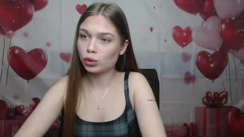 LaraPika online show from April 11, 7:45 am