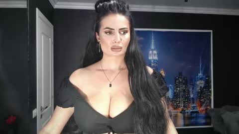 laras_moans online show from June 28, 8:10 am