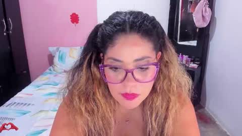 laris_park online show from October 26, 11:48 pm