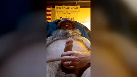 larry19711234 online show from July 1, 4:37 pm