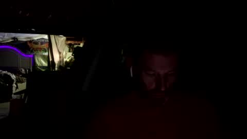 larrythelover23 online show from August 5, 5:37 am