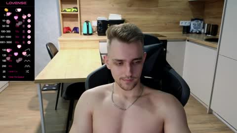 Lars online show from February 6, 7:40 pm