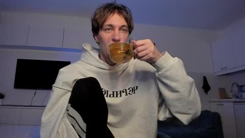 acie online show from January 24, 9:37 pm