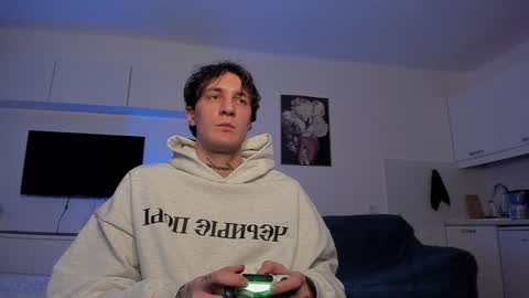 acie online show from January 28, 8:25 am