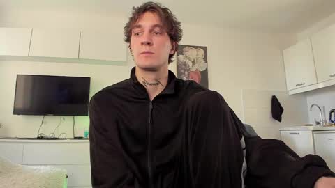 acie online show from February 24, 6:05 am