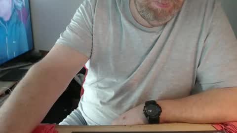 Andreas  Latexlover  online show from May 16, 12:15 pm