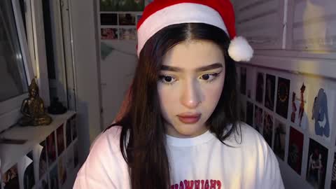 miiiiiiaaaa online show from December 25, 10:16 pm