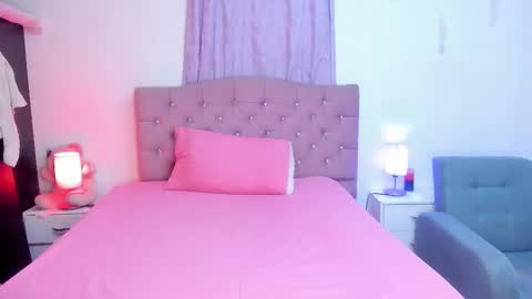 Martina online show from February 8, 6:50 am