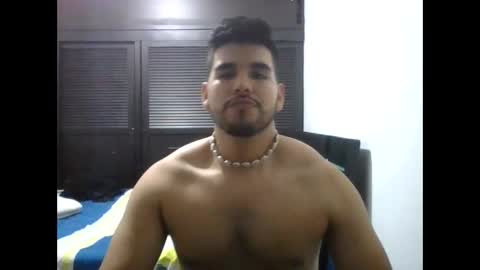 latinbeardcali online show from March 27, 12:05 am