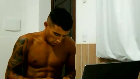 latinmarian online show from March 13, 9:23 am