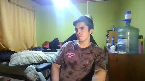 latinn_babe online show from March 31, 3:18 am