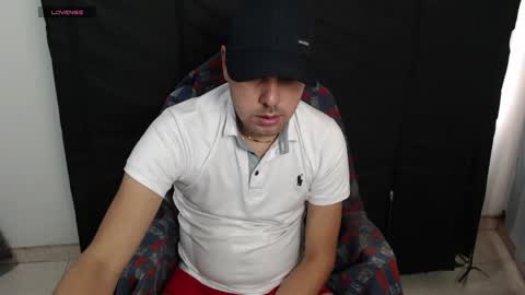 latino boy777 online show from April 13, 8:46 pm