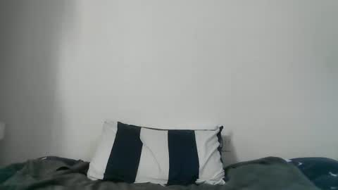 latino_rodri online show from May 22, 8:10 am