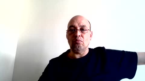 latinoinfla online show from February 8, 9:40 pm