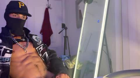 latinprincee online show from January 18, 11:25 pm