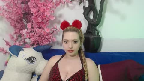 latinqueen2020 online show from January 10, 3:01 am