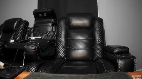 Snapshot of latinstud7 chatting on February 15, 6:33 am Nico online show from February 15, 6:33 am